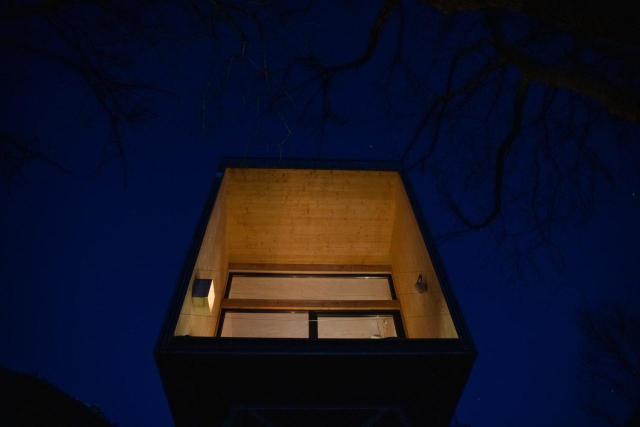 Treehut, Nature, Birds, Silence And Fjord Samlanes 外观 照片